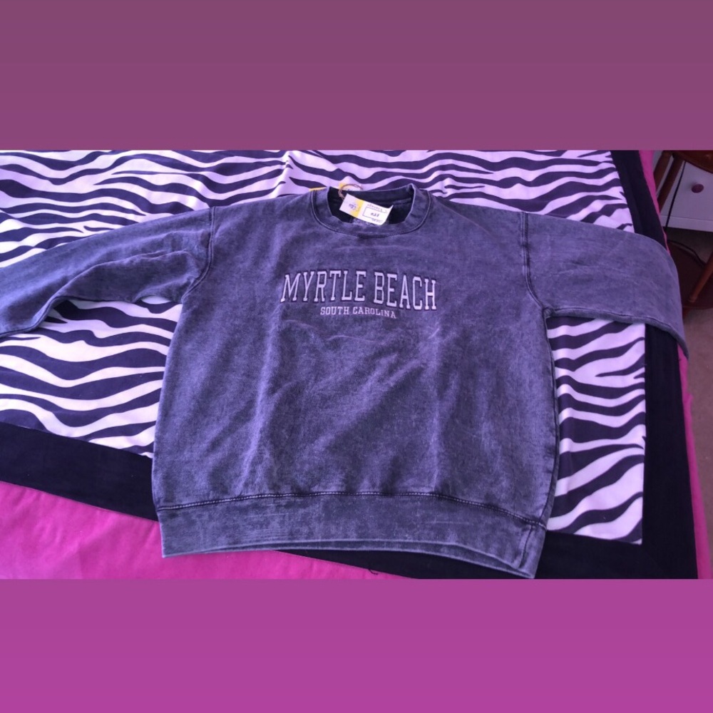 MYRTLE BEACH CREWNECK NWT